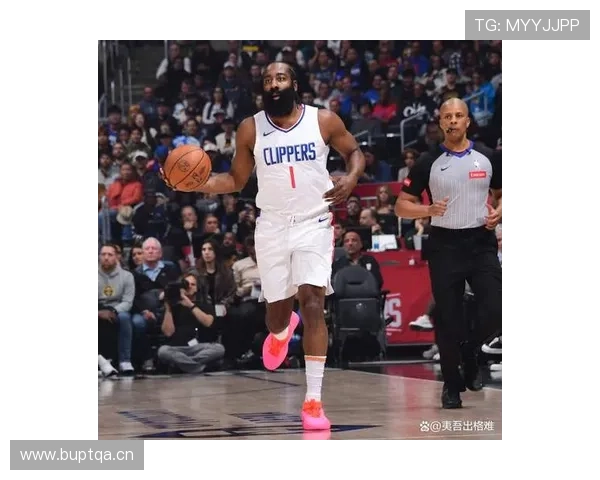 奥斯卡·罗伯特森单场三双多于詹姆斯，展现全能组织与得分爆发